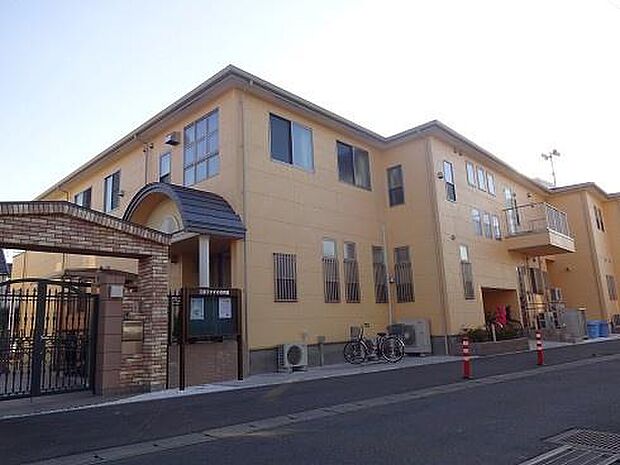 子すずめ保育園まで976m
