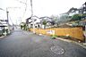 その他：前面道路6ｍ！陽当り良好な立地です。車庫入れが苦手な方も安心ですね。