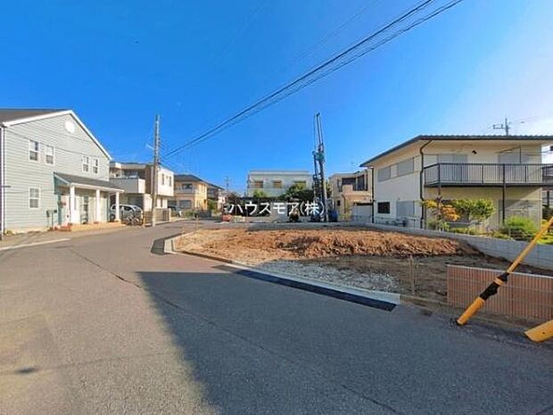 前面道路6ｍ！車庫入れが苦手な方も安心ですね。