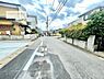 その他：前面道路6ｍ×4ｍ！陽当り良好な立地です。車庫入れが苦手な方も安心ですね。