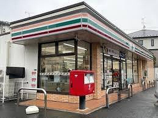 セブンイレブン柏加賀3丁目店まで656m
