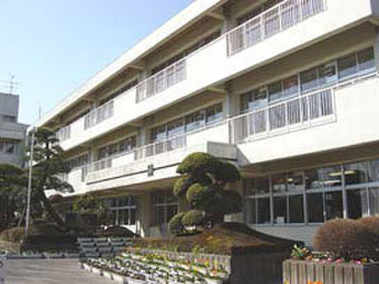 野田市立尾崎小学校まで800m