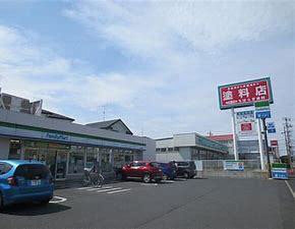 ファミリーマート柏南高柳店まで631m