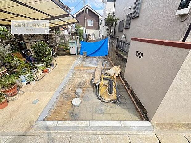 カースペース付きなのでマイカーをお持ちの方も安心ですね!ぜひ現地にてお確かめくださいませ!