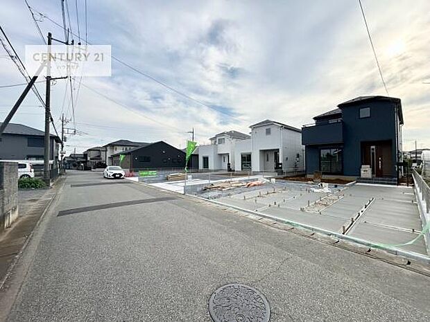 前面道路は5.8m!陽当り良好な立地です。