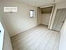 子供部屋：掃き出し窓がないお部屋は、お子様のお部屋としても安心です！収納スペースも充実しているので散らかったお部屋をサッと片付けられます！