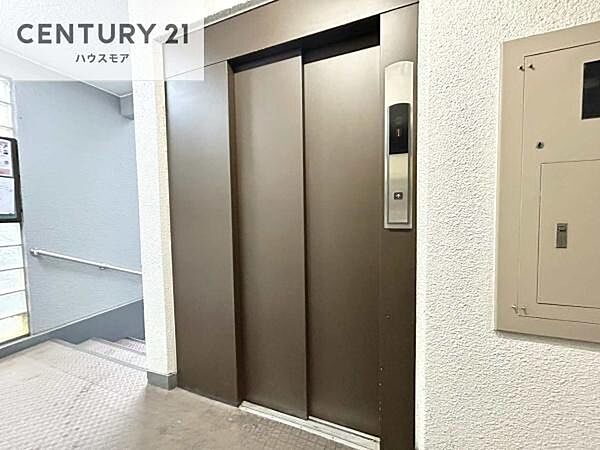 エレベーター完備で、日々の移動も快適。お疲れの日やお荷物の多い日でも、スムーズにご帰宅いただけます！