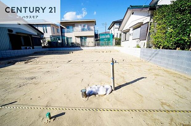 カースペース付きなのでマイカーをお持ちの方も安心ですね!ぜひ現地にてお確かめくださいませ!