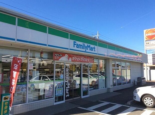 ファミリーマート守谷美園店まで807m