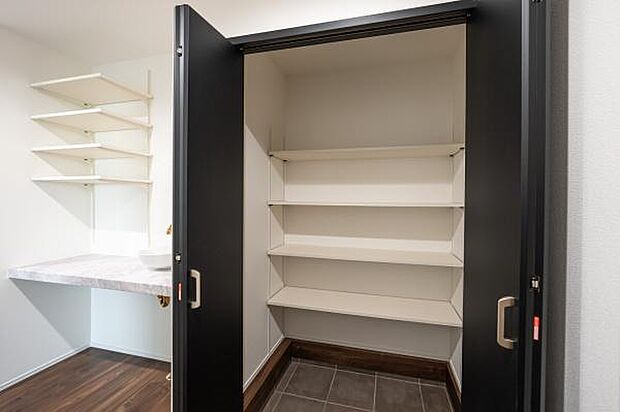 シューズクローク