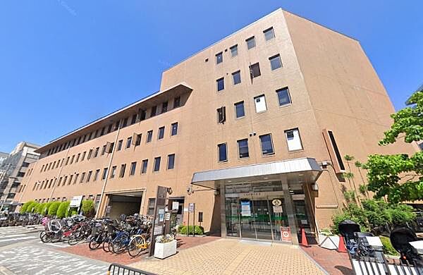 京都市下京区役所まで1500m