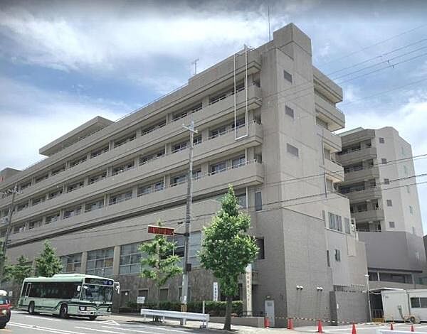 京都第一赤十字病院まで760m