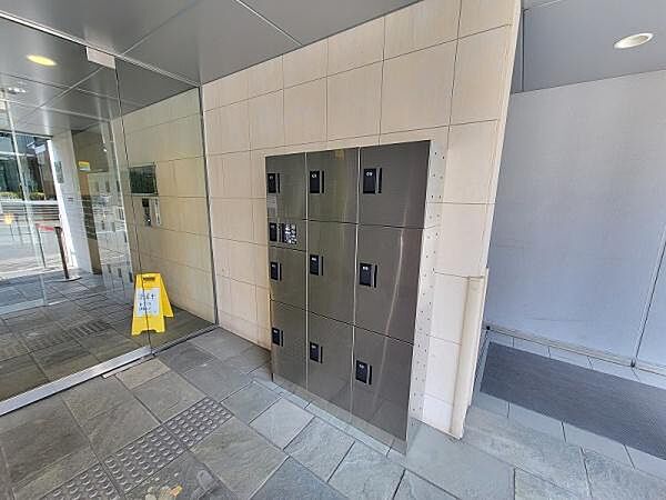 宅配ボックス