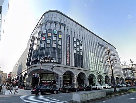 ヨドバシカメラマルチメディア京都まで400m