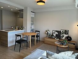 ソルティア京都宝ヶ池 2LDKのリビング/ダイニング