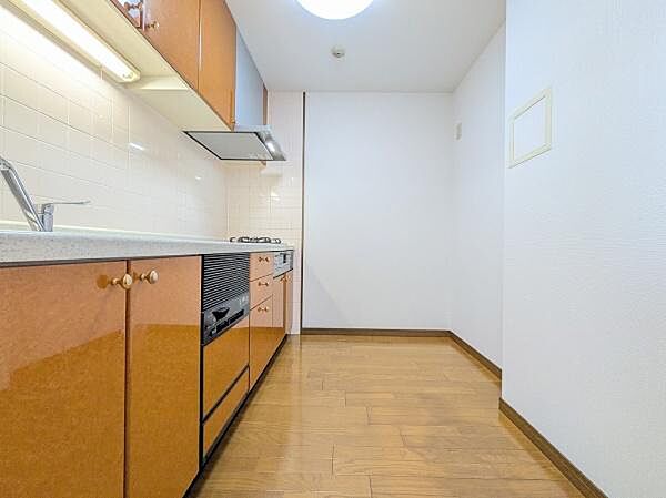 キッチンを拡大表示