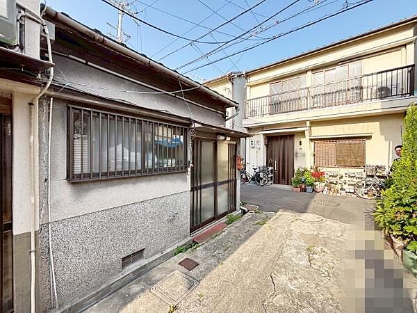 外観：327002207069