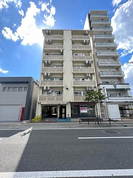 外観：327002101916