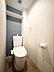 トイレ：【トイレ】上部に収納スペースがあり使いやすいトイレです。