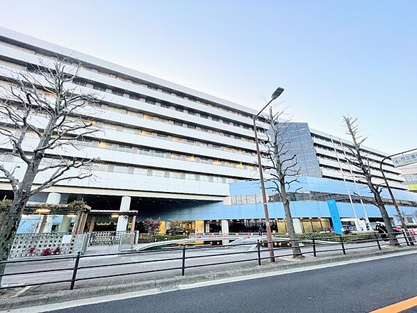 市立豊中病院まで795m