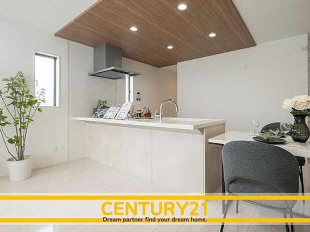 ◆プラン例◆〜注文住宅の「選ぶ楽しさ」を建売住宅の「安心な価格」で〜基本プランをベースに、ご家族のこだわりやライフスタイルに合わせてカスタマイズ♪より自分らしい住まいを実現できます!