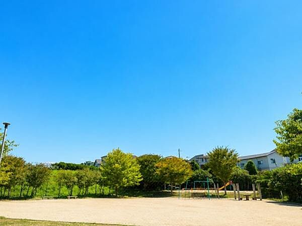美和台新町公園まで750m、美和台新町公園