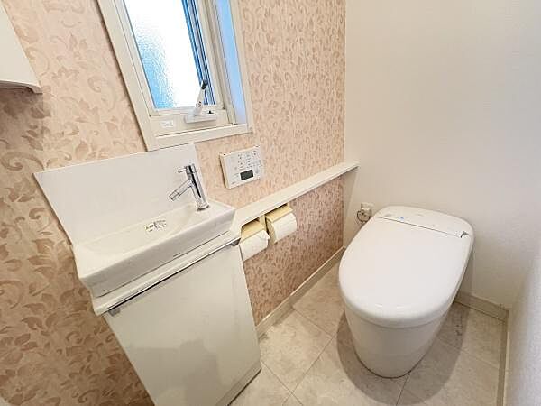 トイレを拡大表示