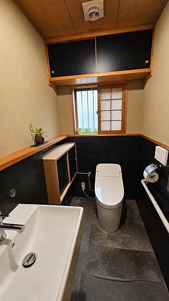 トイレを拡大表示
