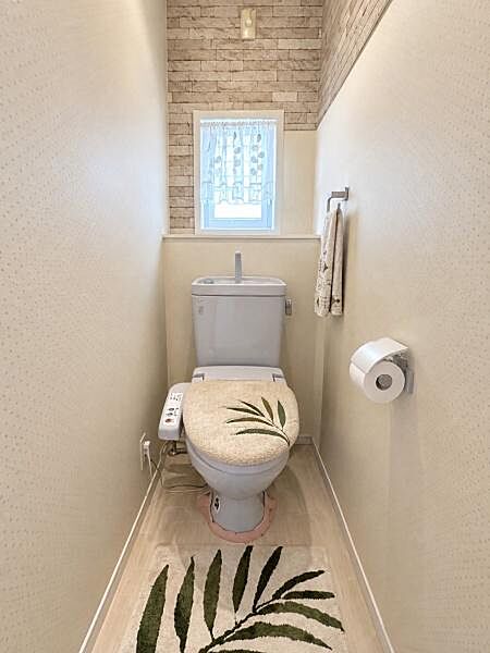 トイレを拡大表示