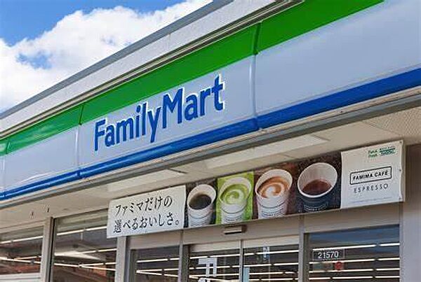 ファミリーマート貝塚警察署前店まで502m