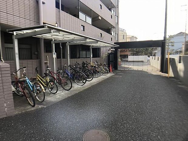 自転車用の駐輪場です。