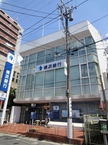 横浜銀行長後支店まで962m