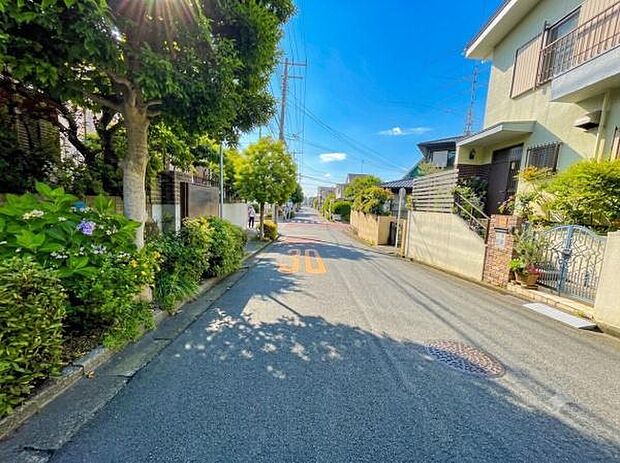 緑豊かな街並みでゆったりとした穏やかな暮らしを実現します。