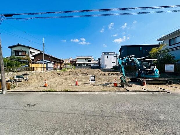 当店専任媒介! サザンビーチまで約600mの立地に堂々誕生!全4区画 建築条件付き売地となります。詳細は、センチュリー21富士ハウジング藤沢店までお待ちしております!
