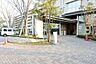エントランス：車寄せのあるエントランス