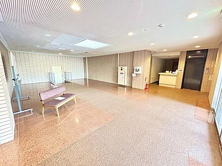 綺麗なエントランスです！