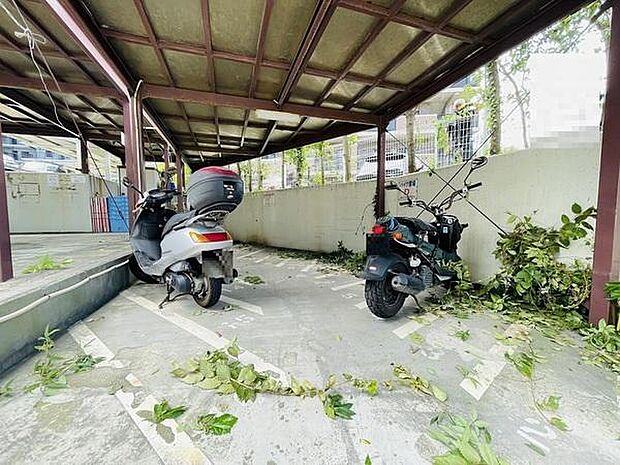 バイク置き場です。