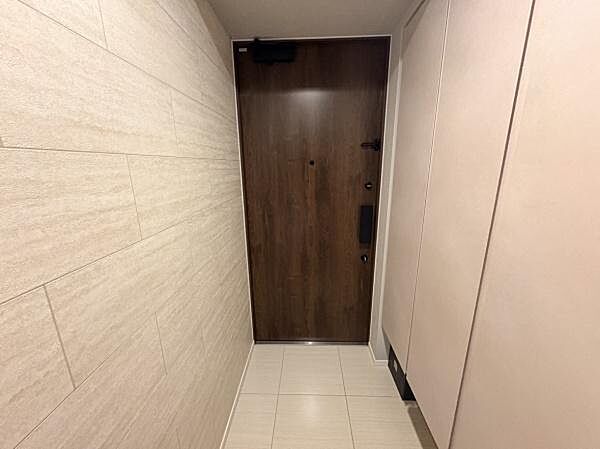 収納も十分にあり、靴もたくさん収納可能です！