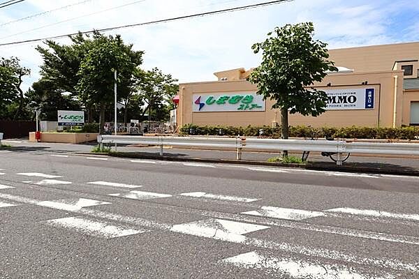 しまむらストアー駅前店まで934m