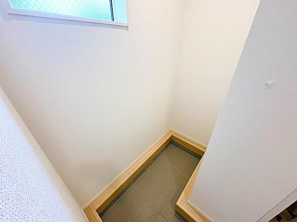 土間収納も完備！ベビーカーも楽々収納可能です！