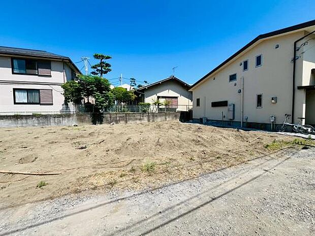 すべてのお部屋に収納がついております♪