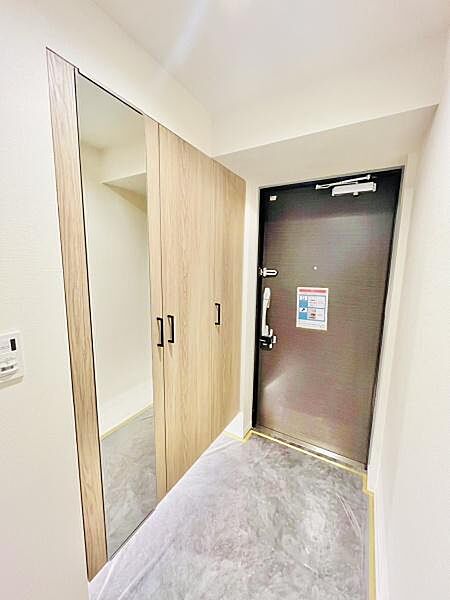 収納が豊富で、ご家族の靴もたくさん収納できます！