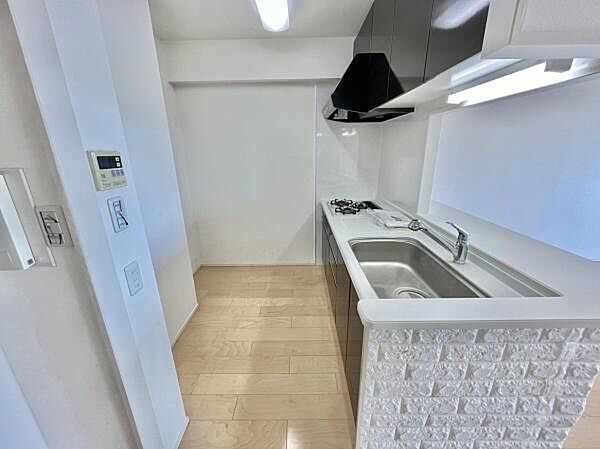 開放的でとても明るく、毎日のお料理が楽しくなりそうですね！