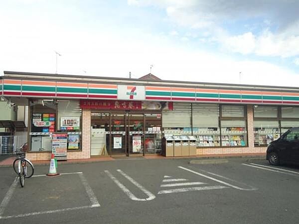 セブンイレブン茅ヶ崎円蔵店まで604m