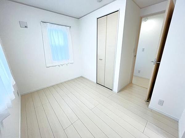 2面採光の為、明るいお部屋です！