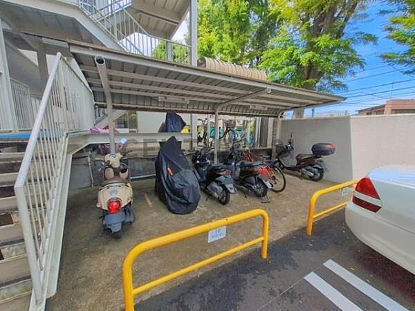 バイク置場