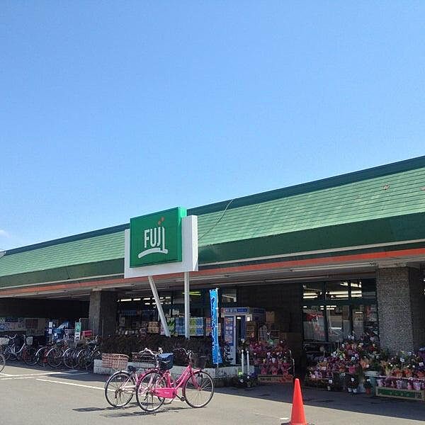 Fuji鶴嶺店まで408m