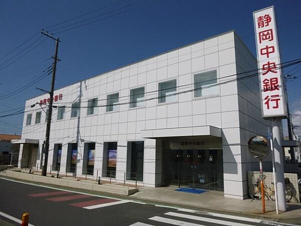 静岡中央銀行香川支店まで659m