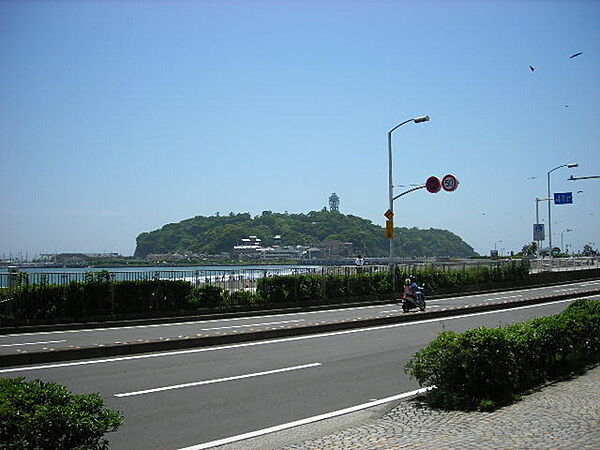 江ノ島まで1424m