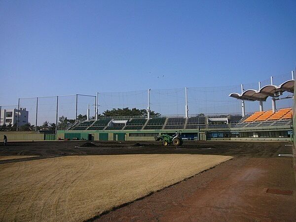 茅ヶ崎公園まで1102m